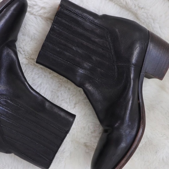 SOLD X UGG Collection Leather Heeled Boots - Picture 2 of 8